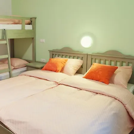 Guest house Macesen 3*