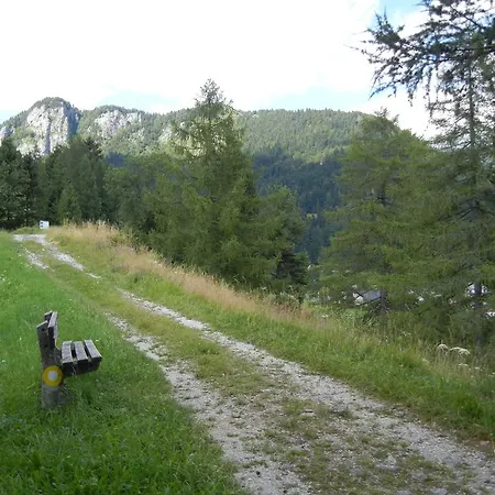 Gostinjska kuća Macesen Spodnja Sorica